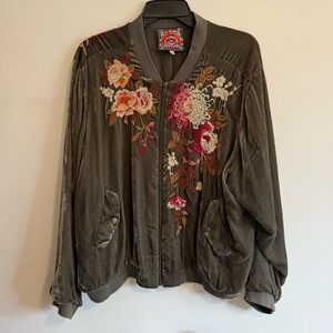 Johnny Was Lucy Crepe de Chine Embroidered Green 100% Silk Bomber Jacket Sz XXL